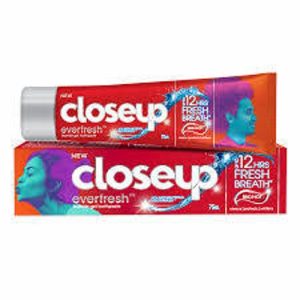CLOSE UP TP REDHOT EVERFRESH 72X140G